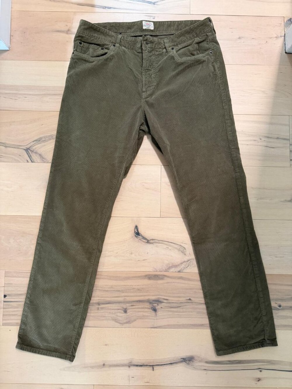 Faherty Dark Green Corduroy 5-Pocket Pant (Sz 33)